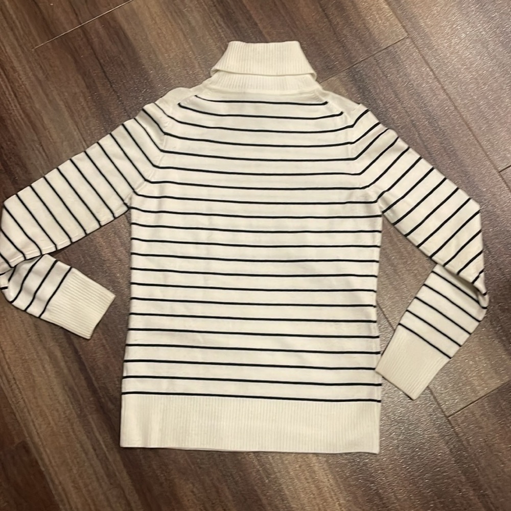 French Connection Sweater - Picture 6 of 6